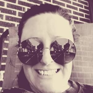 Meet your Posher, Michele